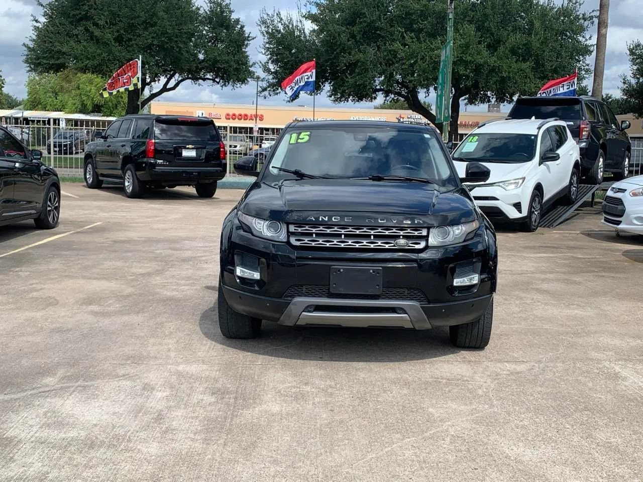 Used 2015 Land Rover Range Rover Evoque Pure Plus AWD/4WD image 2