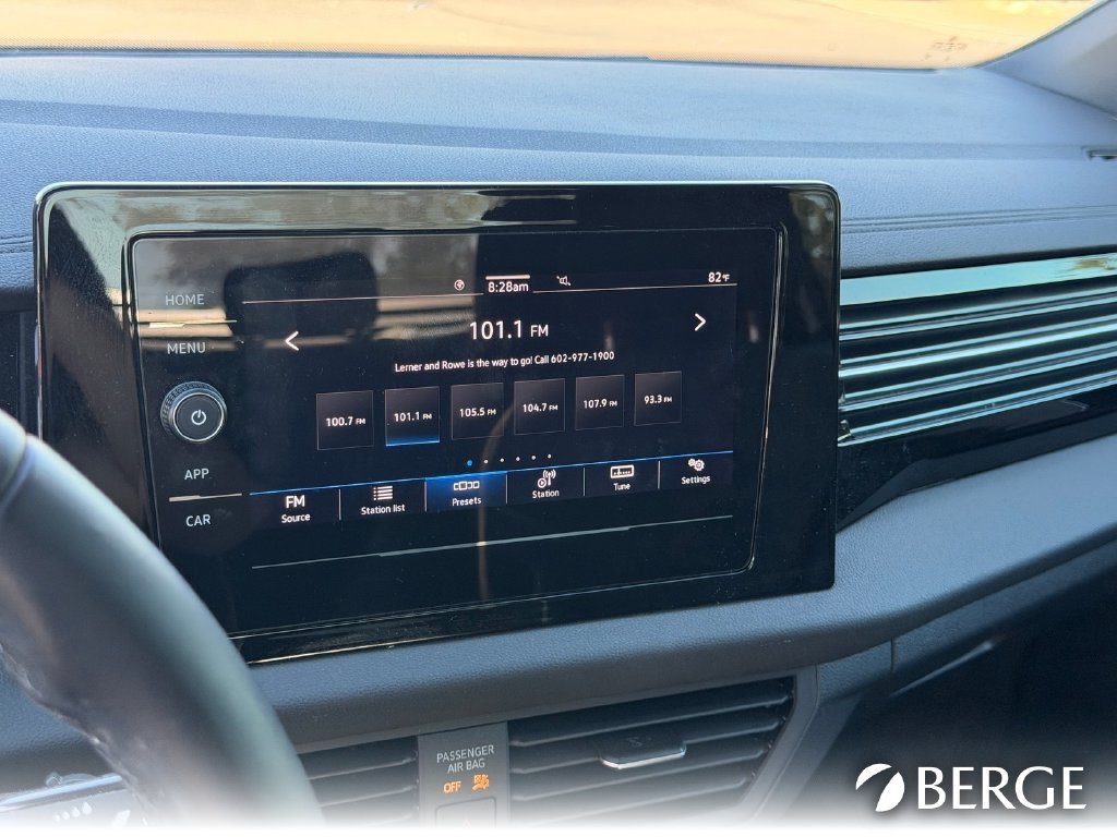 Used 2025 Volkswagen Jetta Sport FWD image 23