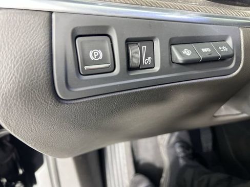 Certified 2023 Cadillac XT5 Premium Luxury w/ Platinum Package AWD/4WD image 18