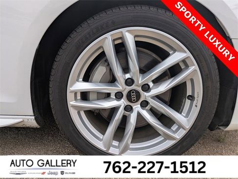 Used 2023 Audi A4 2.0T Premium Plus image 11