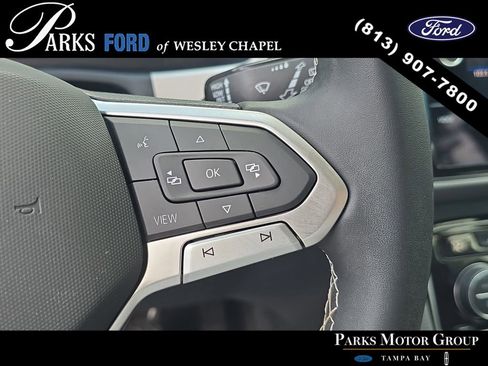 Used 2023 Volkswagen Atlas SE w/ Panoramic Sunroof Package FWD image 32
