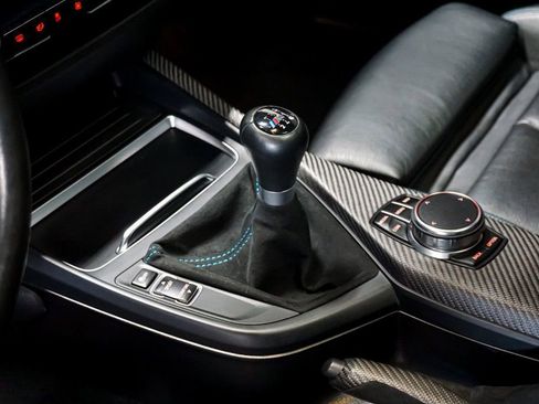 Used 2018 BMW M2 image 27