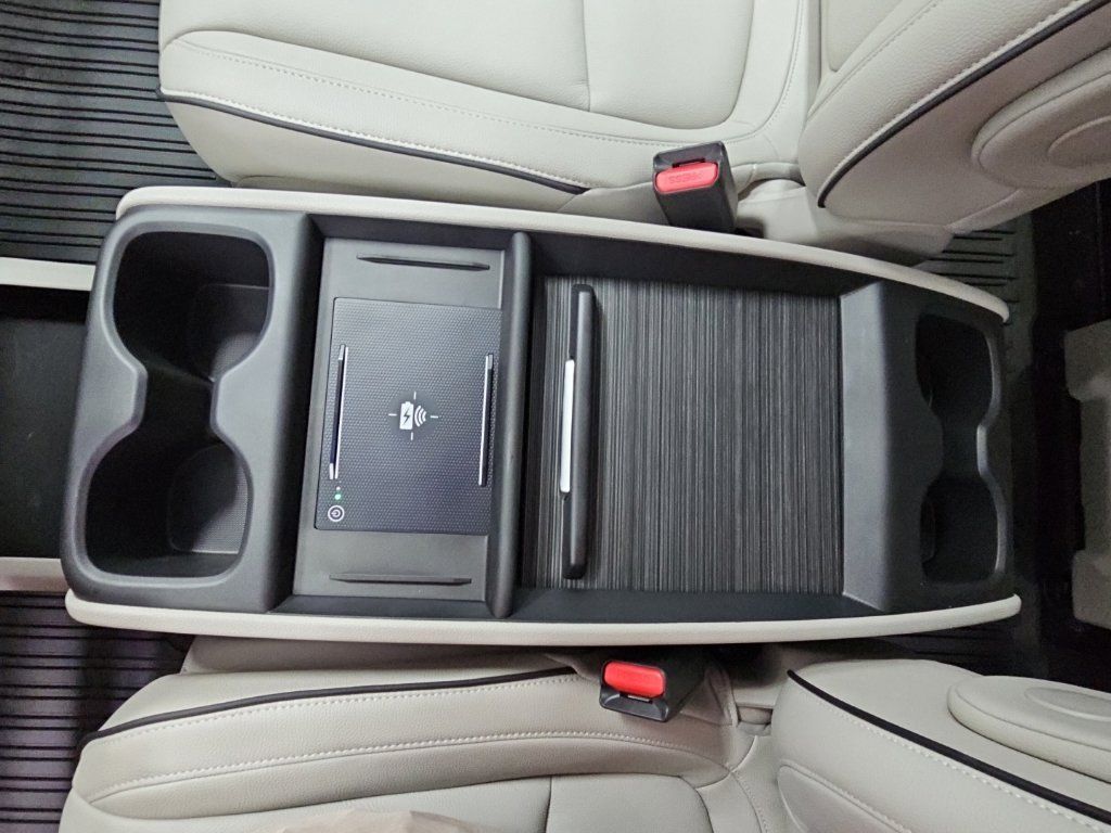 New 2026 Honda Odyssey Touring image 23