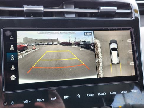 Certified 2023 Hyundai Tucson Limited w/ Winter Package AWD/4WD image 19