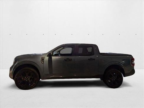 New 2025 Ford Maverick XLT w/ XLT Luxury Package image 9