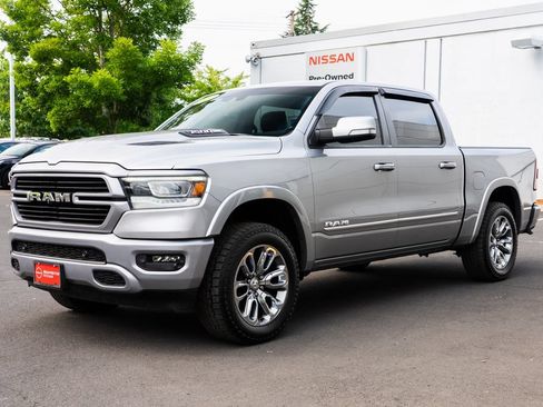 Used 2021 RAM 1500 Laramie AWD/4WD image 3