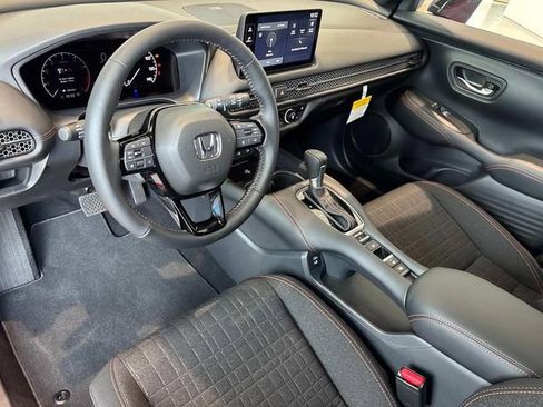 New 2026 Honda HR-V Sport image 4