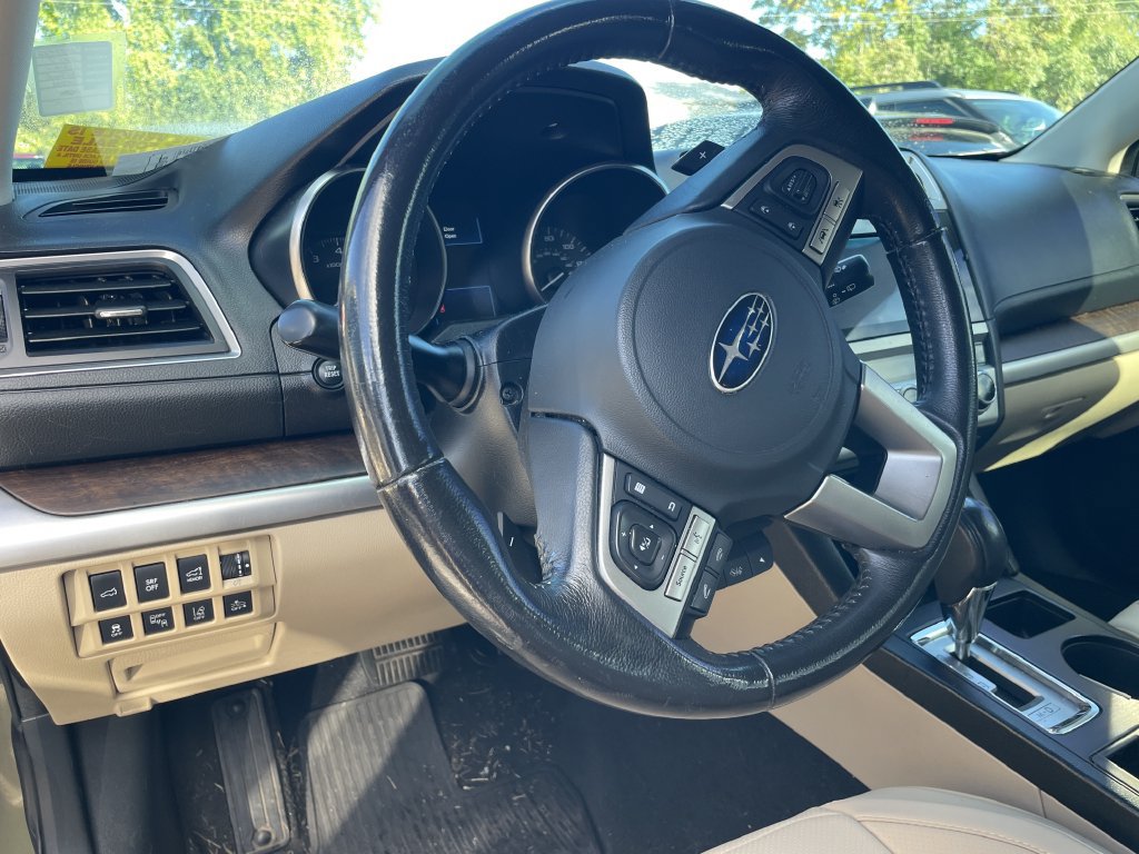 Used 2017 Subaru Outback 2.5i Limited AWD/4WD image 9
