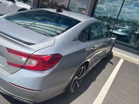 Used 2022 Honda Accord Sport image 8