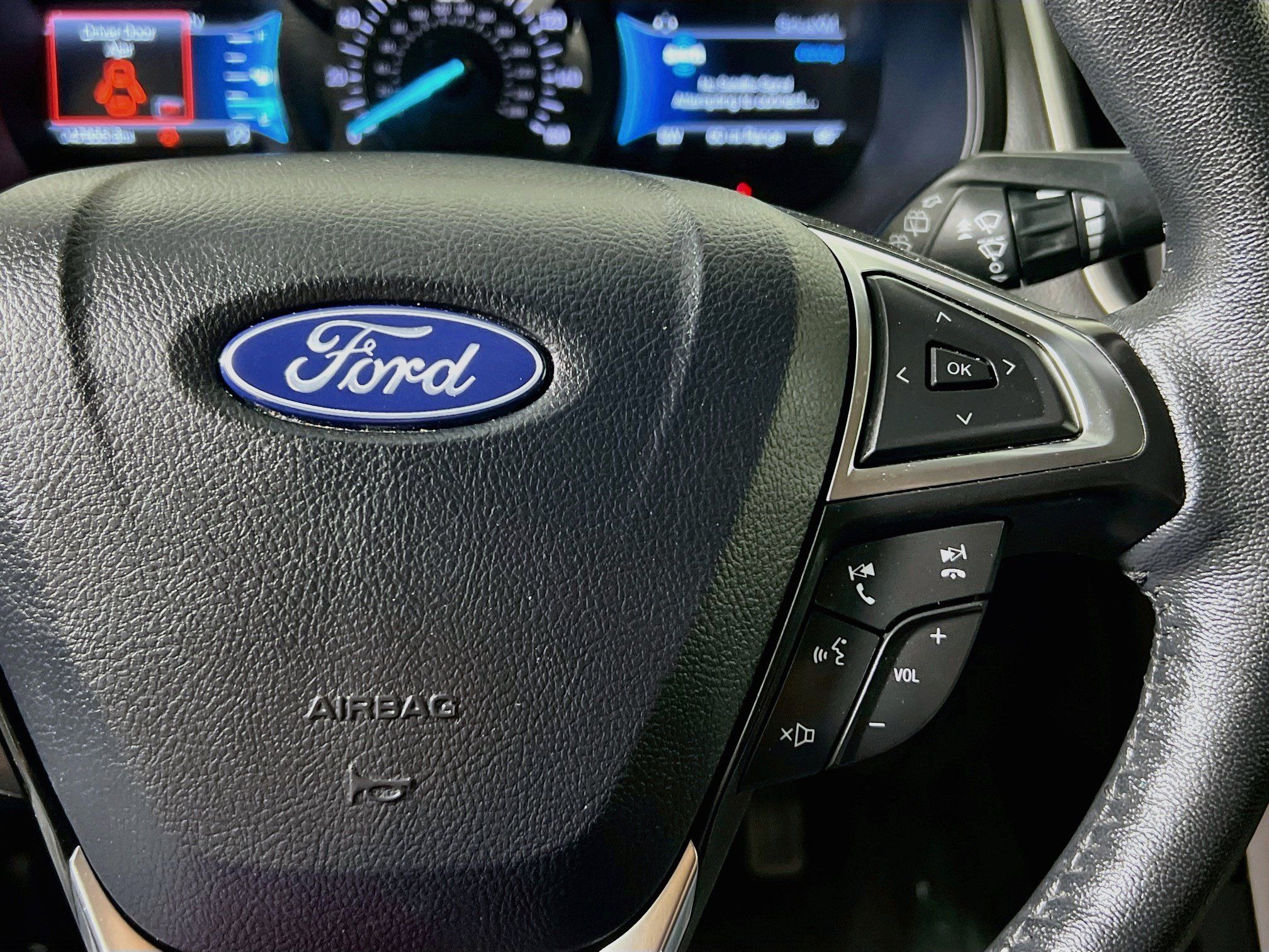 Used 2024 Ford Edge SEL AWD/4WD image 19
