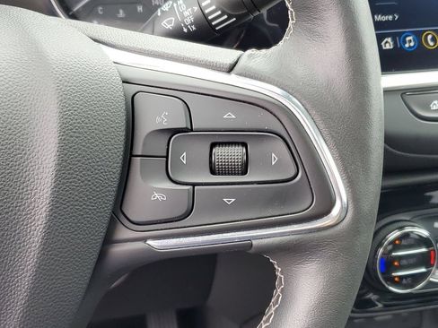 Used 2023 Buick Encore GX Essence w/ Experience Buick Package AWD/4WD image 16
