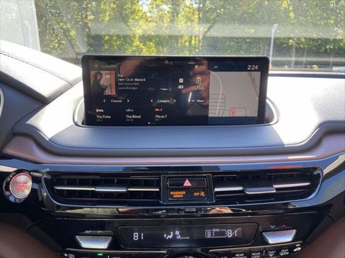 Used 2023 Acura MDX w/ Technology Package image 25
