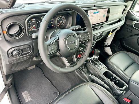 New 2026 Jeep Gladiator Mojave w/ Safety Group AWD/4WD image 7