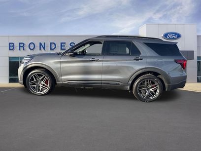 Used 2025 Ford Explorer ST-Line w/ Premium Package