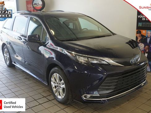 Used 2024 Toyota Sienna XLE w/ XLE Plus Package AWD/4WD image 1