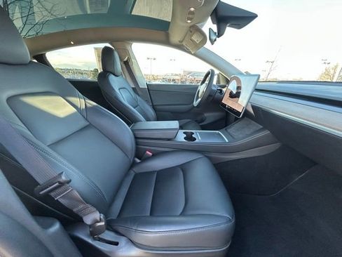 Used 2022 Tesla Model Y Performance AWD/4WD image 25
