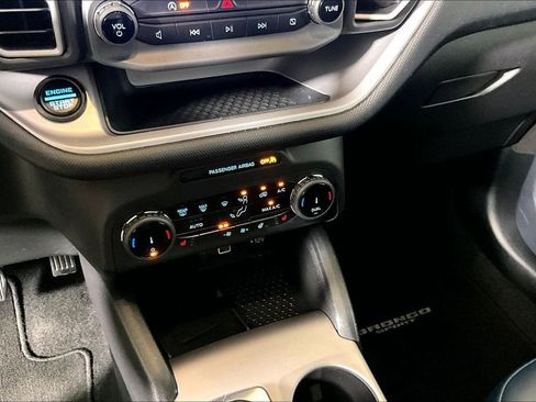 Certified 2024 Ford Bronco Sport Outer Banks w/ Tech Package AWD/4WD image 25