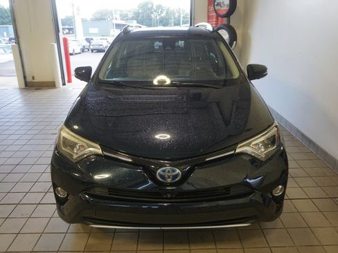 Used 2017 Toyota RAV4 Limited w/ Advanced Technology Package AWD/4WD image 16