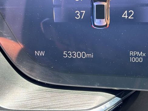 Used 2024 Buick Envision Preferred AWD/4WD image 32