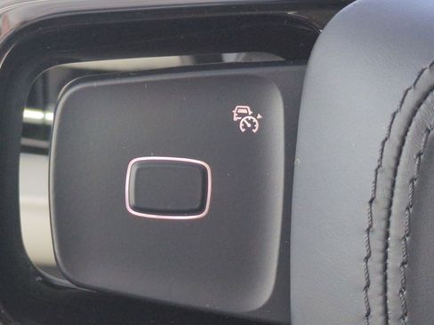 New 2025 Lincoln Navigator L Reserve image 24