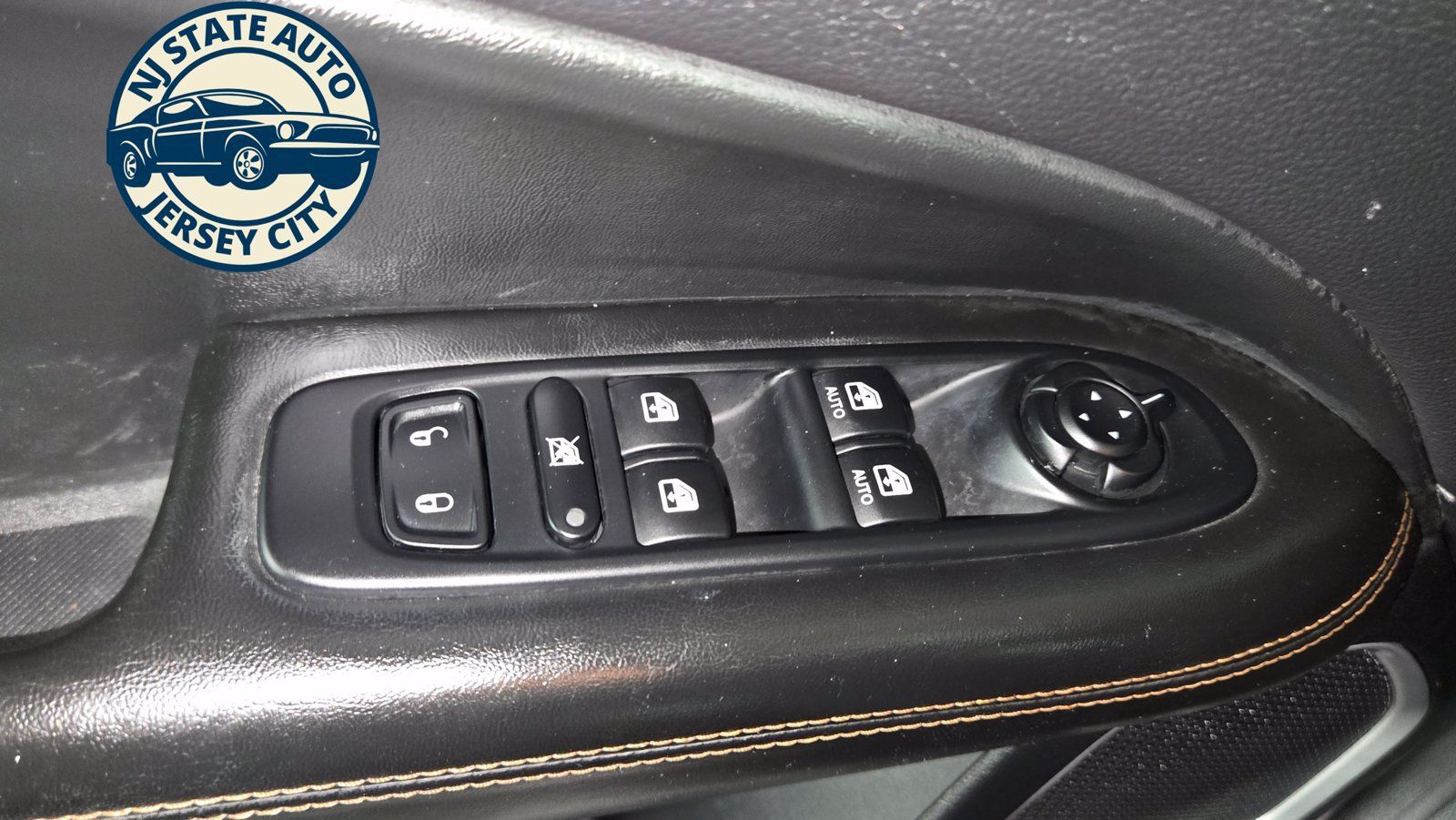 Used 2018 Jeep Compass Limited w/ Safe & Security Group AWD/4WD image 24
