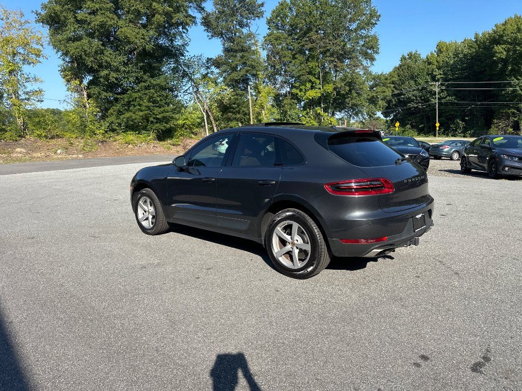 Used 2018 Porsche Macan AWD/4WD image 5