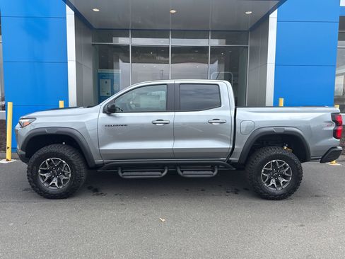 New 2026 Chevrolet Colorado ZR2 AWD/4WD image 9