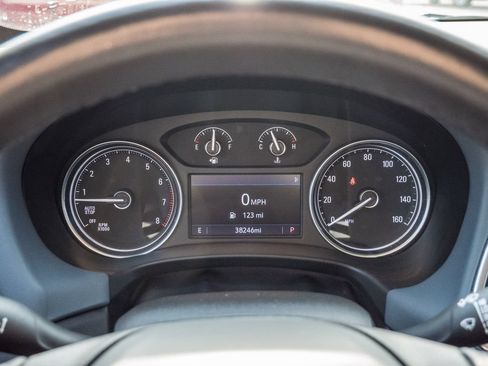 Used 2021 Buick Enclave Essence FWD image 37
