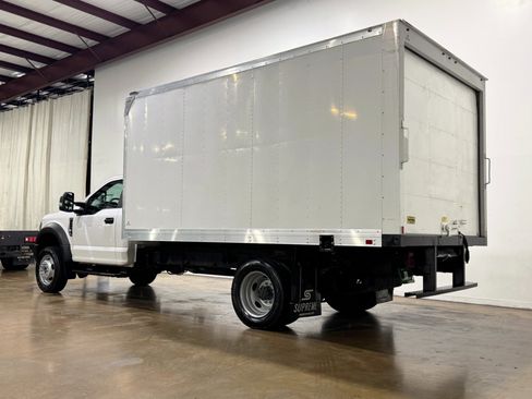 Used 2019 Ford F550 2WD Regular Cab Super Duty image 6