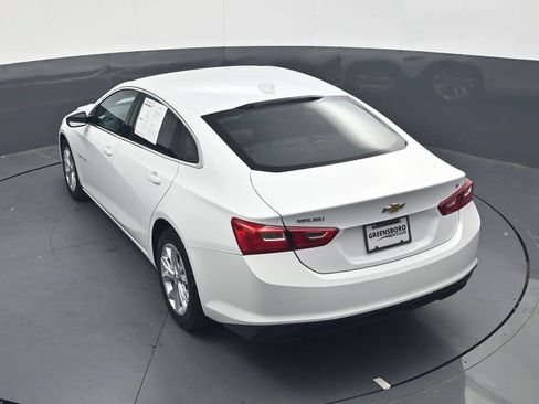 Used 2023 Chevrolet Malibu LT FWD image 35
