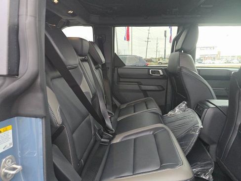 New 2025 Ford Bronco Outer Banks w/ Sasquatch Package image 22