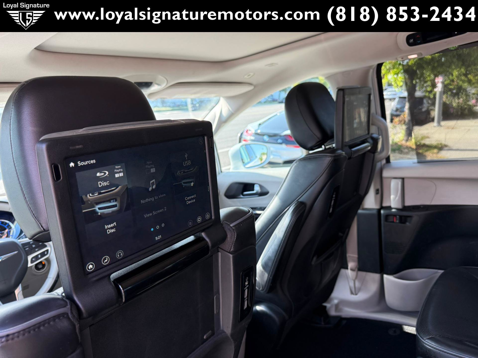 Used 2018 Chrysler Pacifica Limited w/ Advanced Safetytec Group FWD image 20