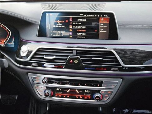 Used 2021 BMW 740i w/ M Sport Package image 13