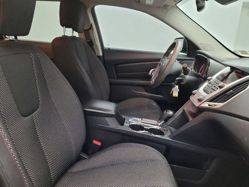 Used 2017 GMC Terrain SLE image 21