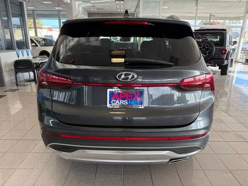 Used 2021 Hyundai Santa Fe SEL image 4