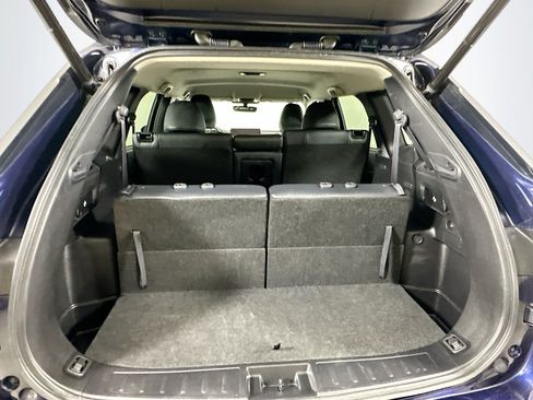 Used 2025 Mitsubishi Outlander SE FWD image 29
