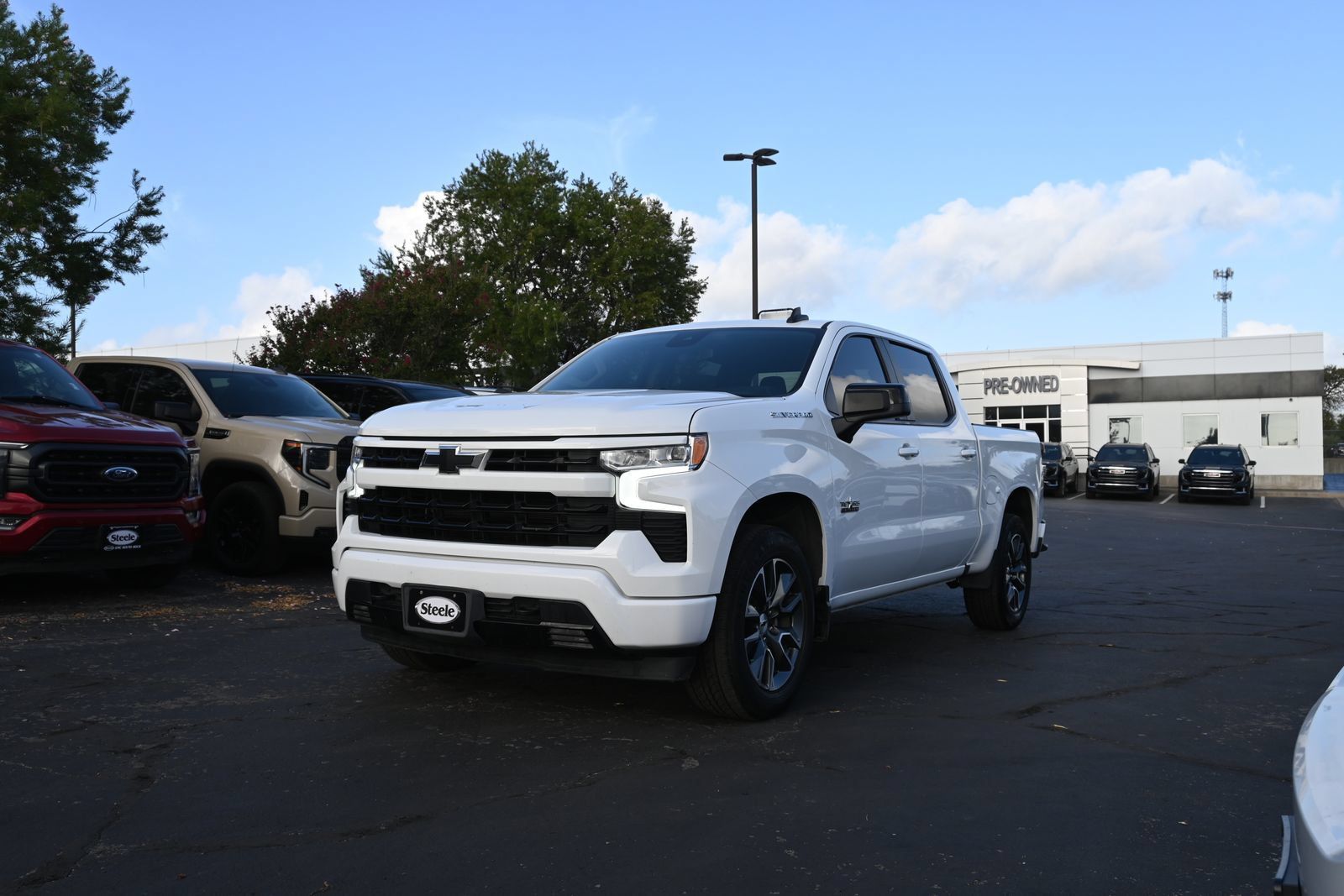 Used 2024 Chevrolet Silverado 1500 RST w/ Protection Package RWD image 1