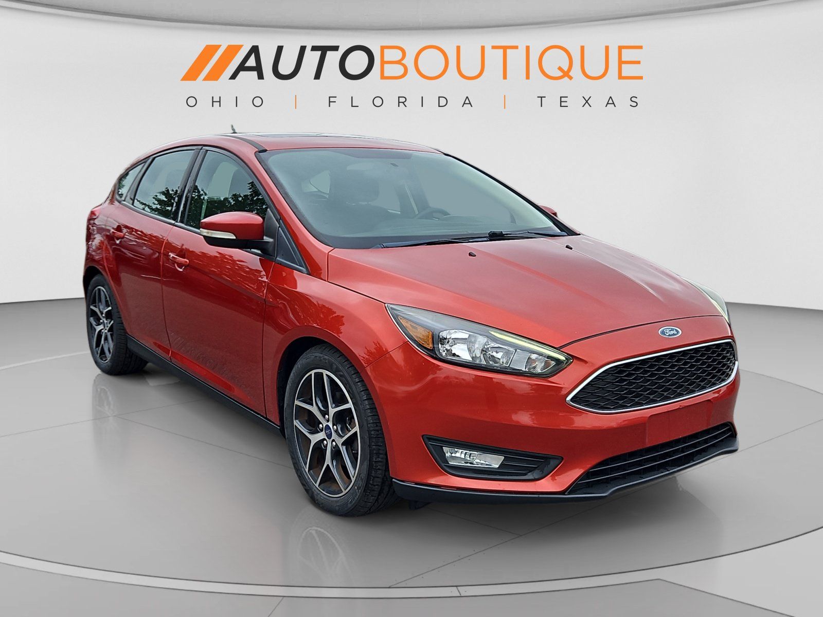 Used 2018 Ford Focus SEL w/ Cold Weather Package FWD image 7