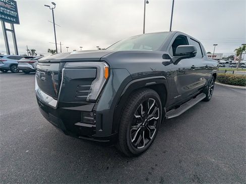 New 2025 GMC Sierra EV Denali image 8
