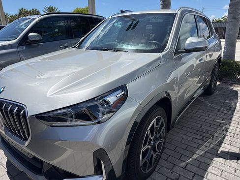 Used 2026 BMW X1 xDrive28i AWD/4WD image 3