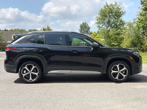 New 2026 Volkswagen Tiguan SE AWD/4WD image 2