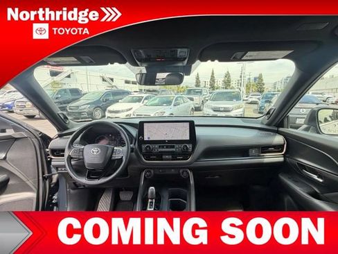 Used 2025 Toyota Grand Highlander AWD Hybrid image 8
