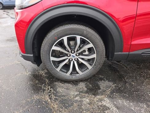 New 2026 Ford Explorer ST-Line image 9