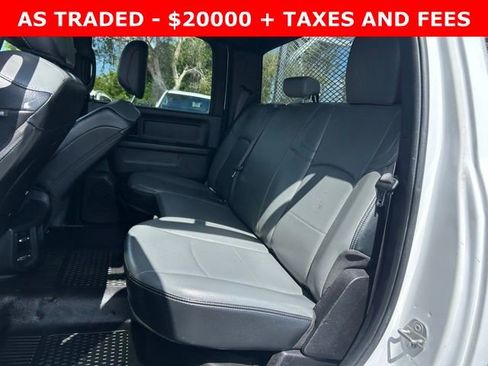 Used 2022 RAM 2500 Tradesman w/ Chrome Appearance Group RWD image 13