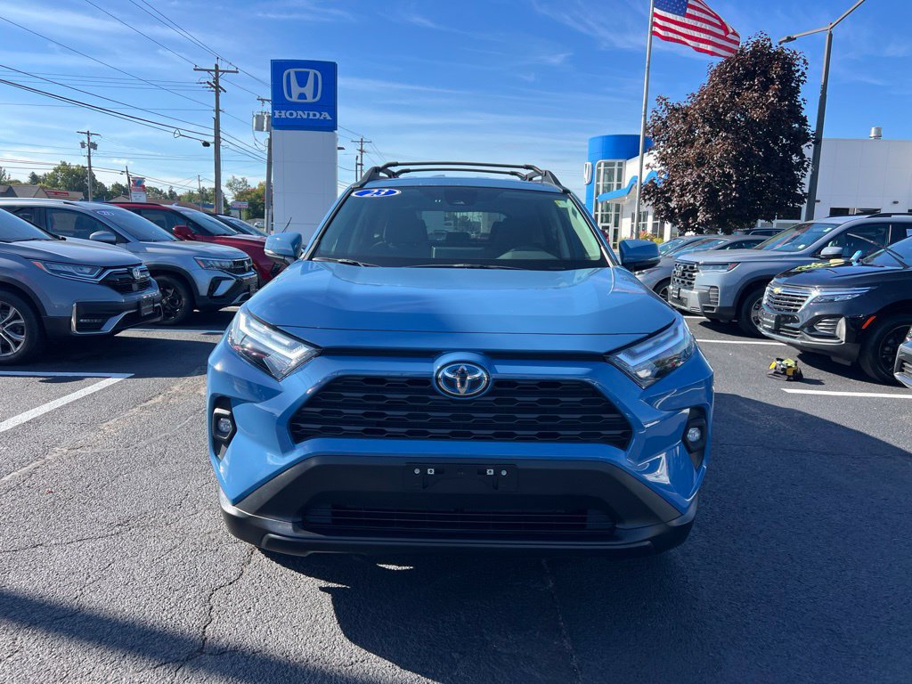 Used 2023 Toyota RAV4 AWD Hybrid image 8