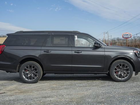 New 2025 Ford Expedition Max Platinum w/ Stealth Performance Package image 3
