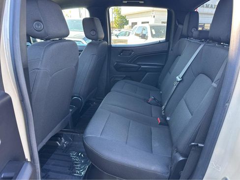 Used 2023 Chevrolet Colorado W/T image 9