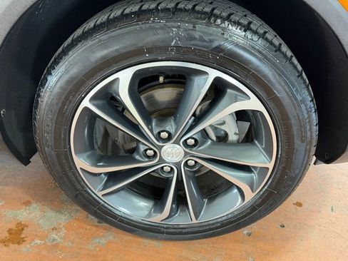 Used 2020 Buick Encore GX Select image 8