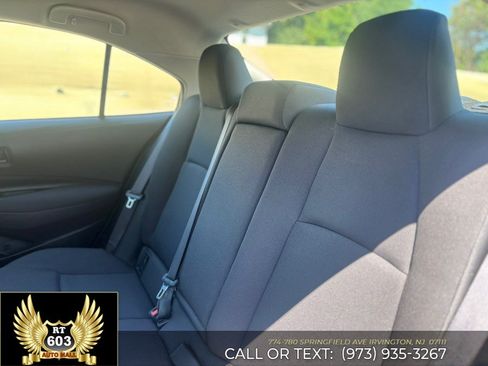 Used 2024 Toyota Corolla LE FWD image 9