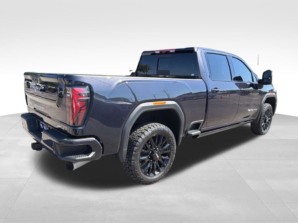 Used 2024 GMC Sierra 2500 AT4 w/ AT4 Premium Plus Package AWD/4WD image 3